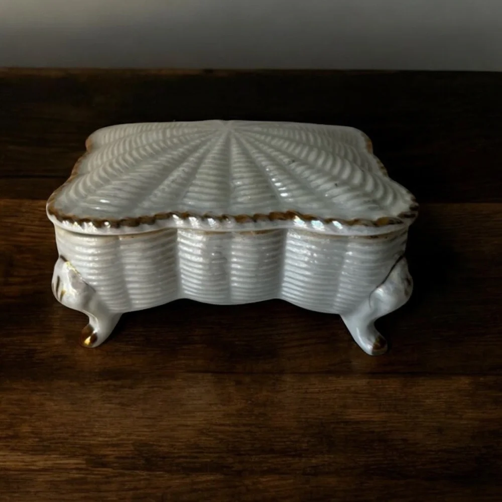 Elegant White and Gold Ceramic Trinket Box vintage
